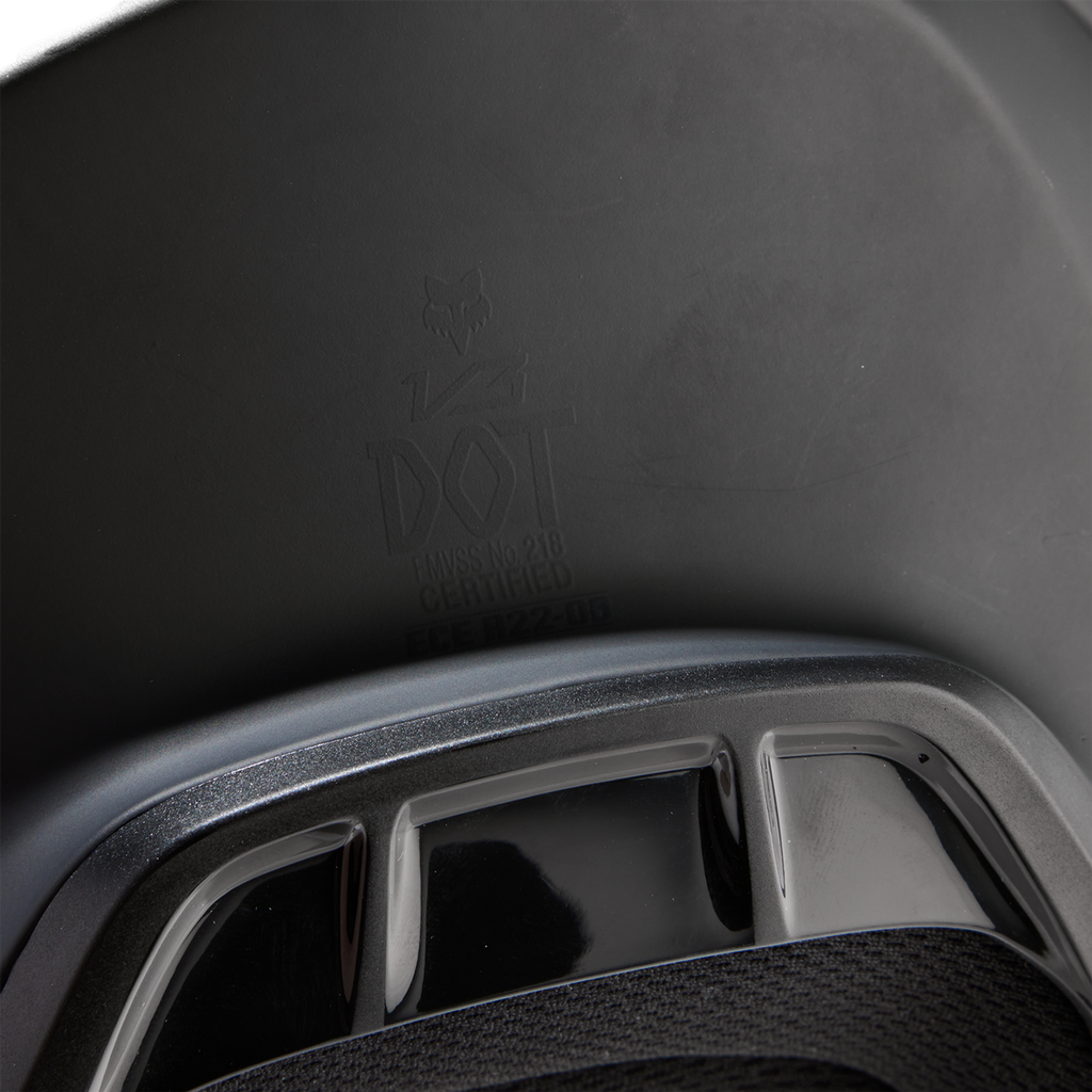 Youth V3 Solid Helmet